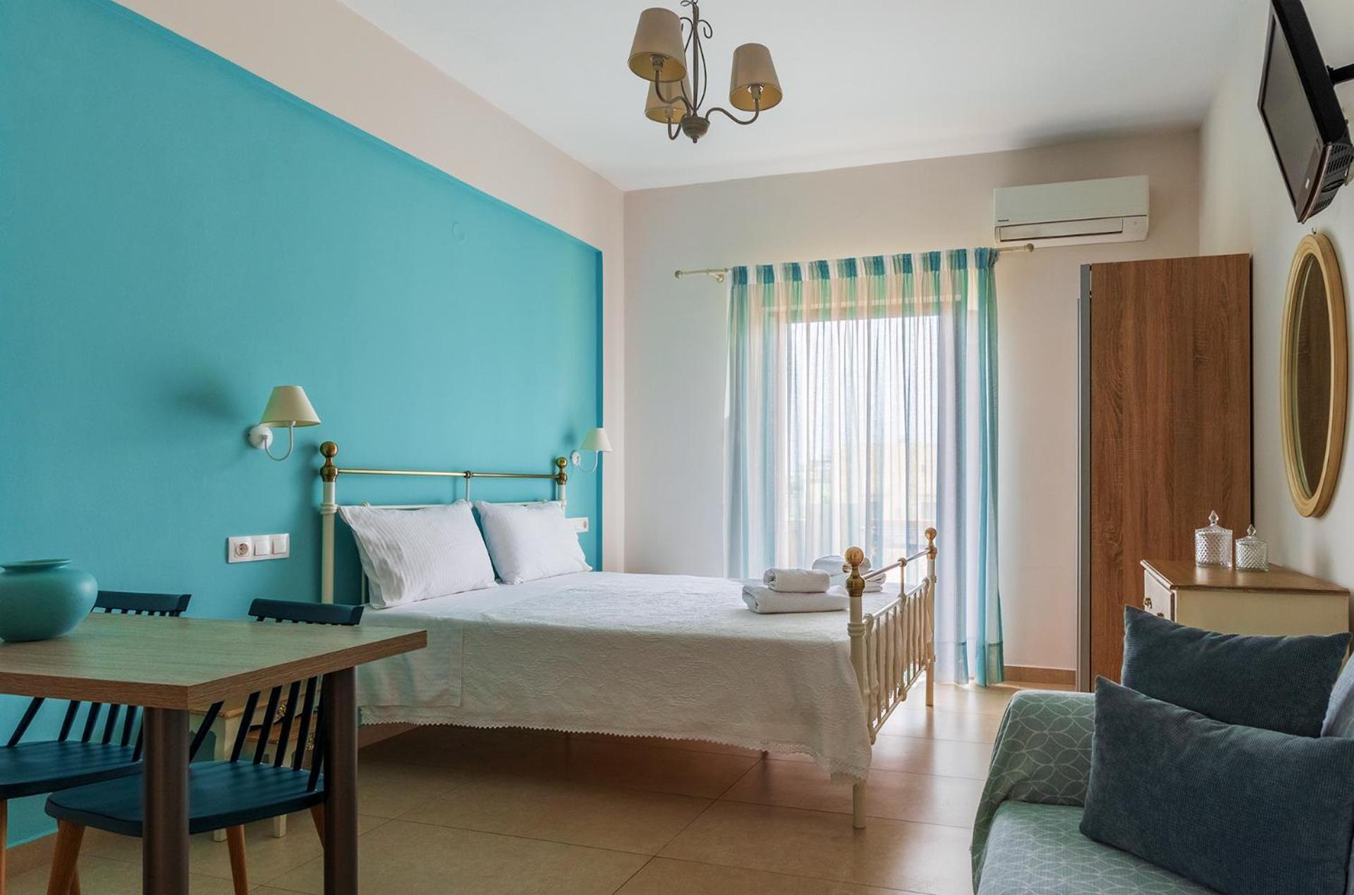 Kaiti 'S Studios & Apartments Палиохора Екстериор снимка